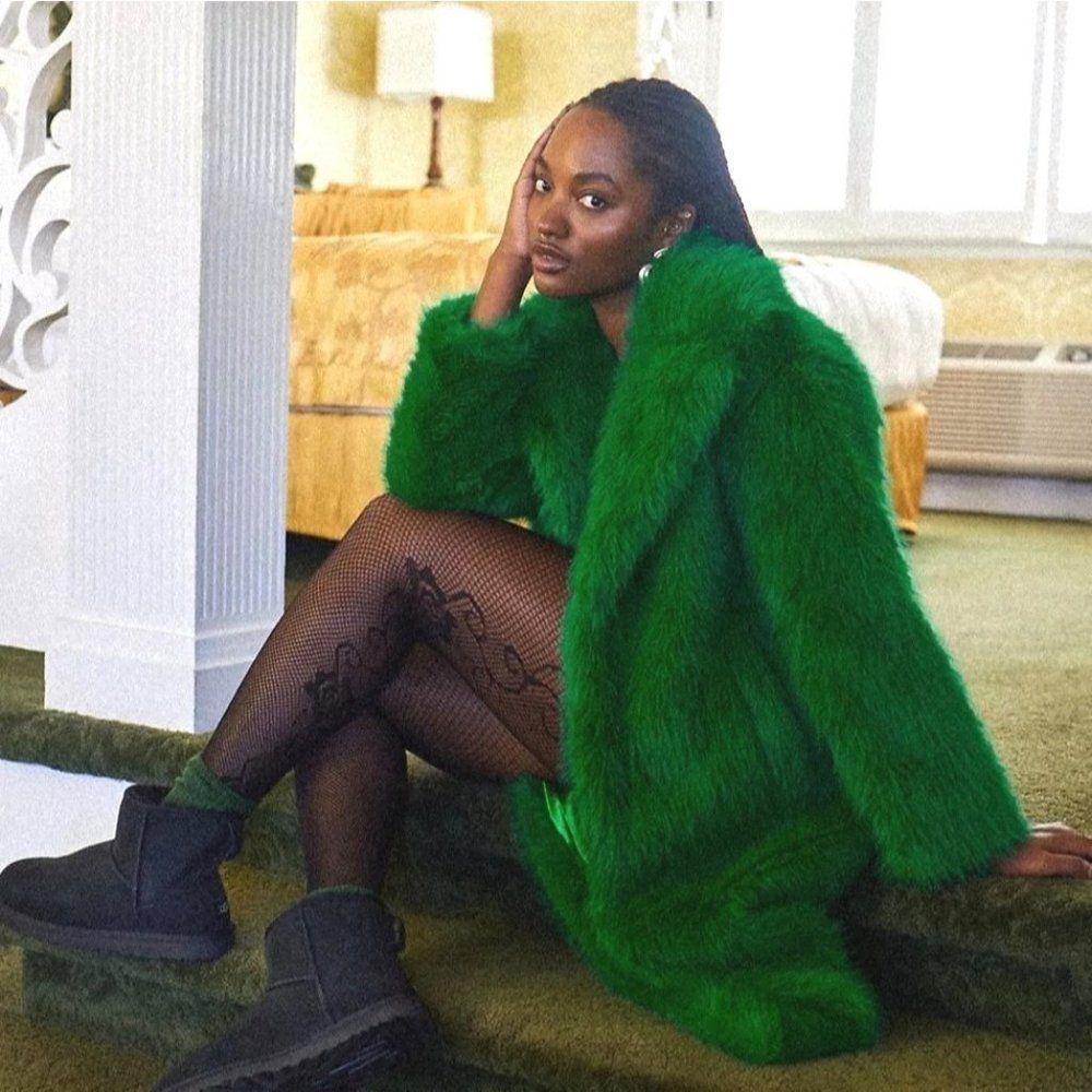 URBAN OUTFITTERS UO Maddie Faux Fur Coat XS Long Overcoat Furry Retro Vintage - Picture 6 of 10